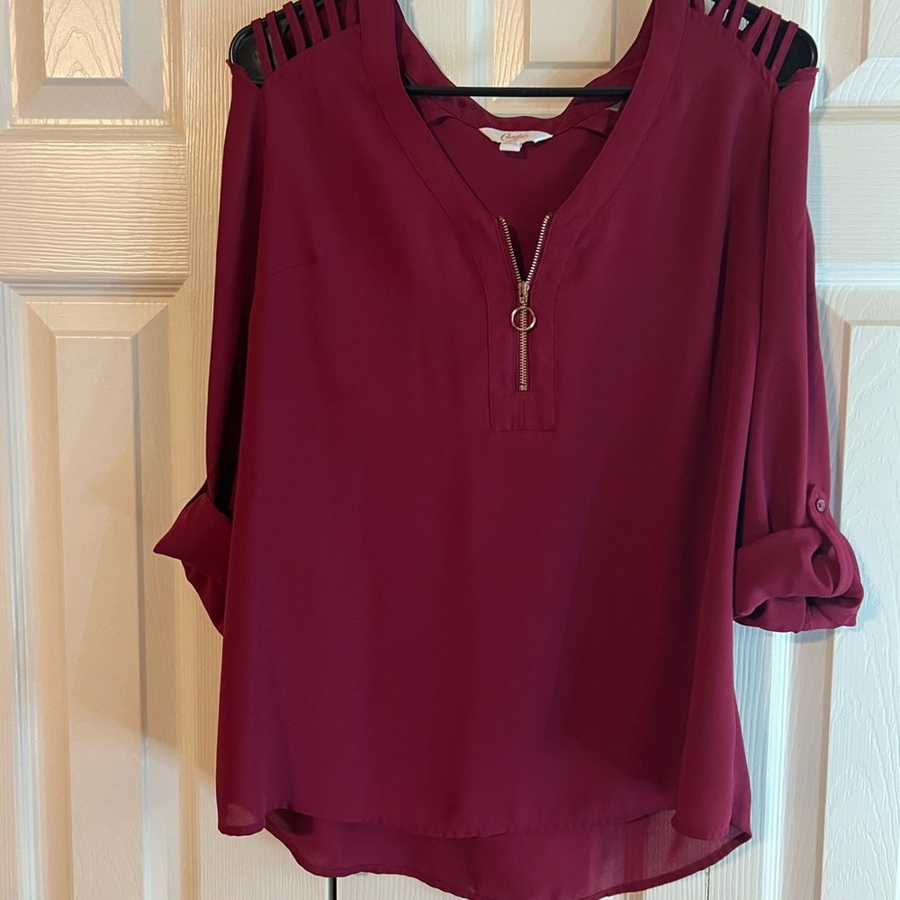 Size medium 3/4 sleeve shirt